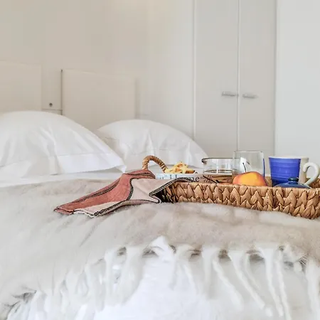 Front In * オステンド