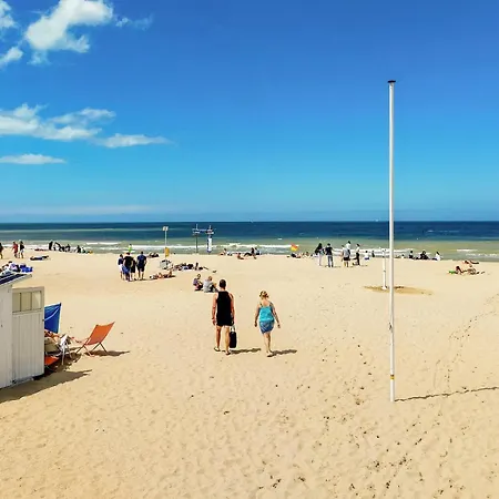 アパート Front In オステンド