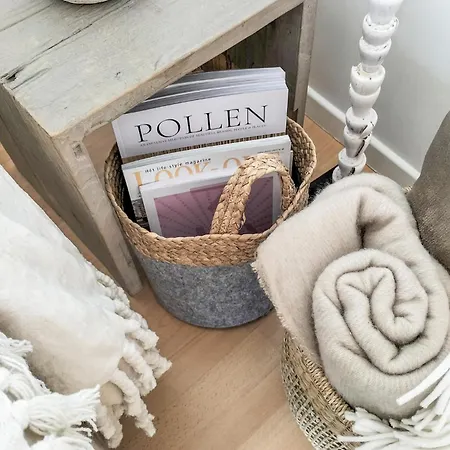 アパート Front In